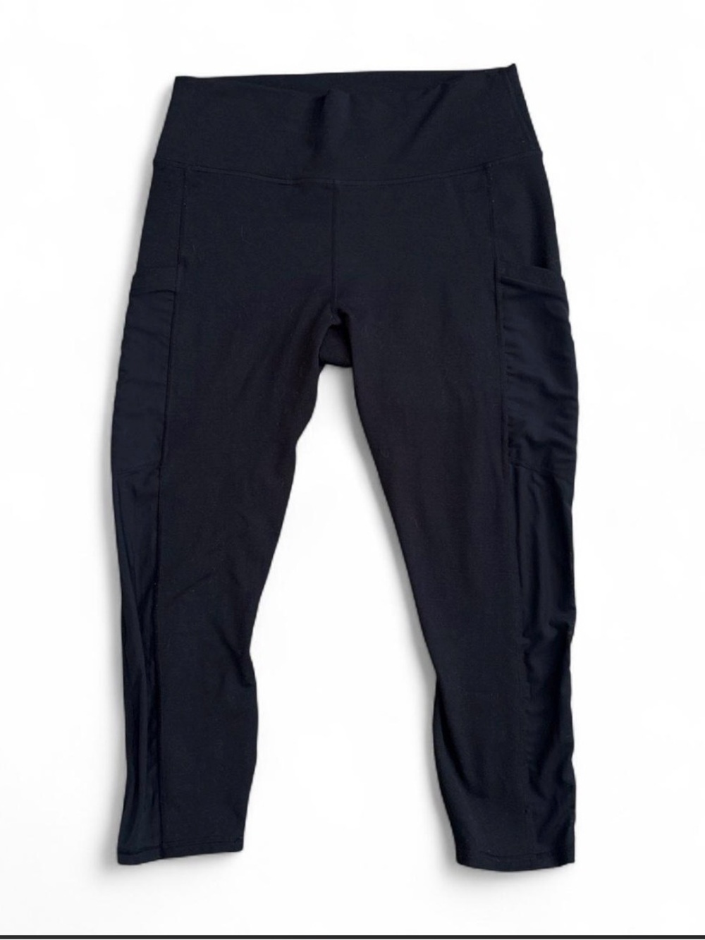 Fabletics Black High-Waist Pocket Capri Leggings
